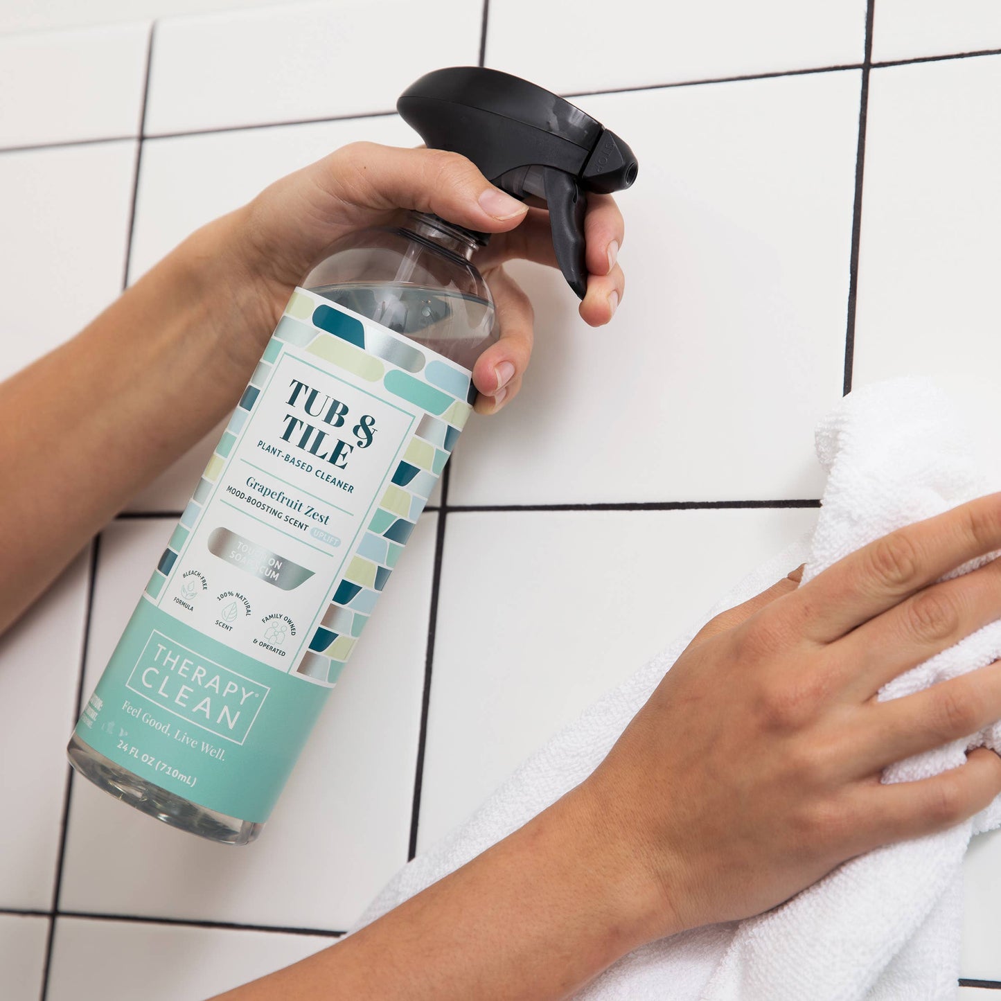 24 oz. Tub & Tile Cleaner - DJW Custom Baskets & Beyond