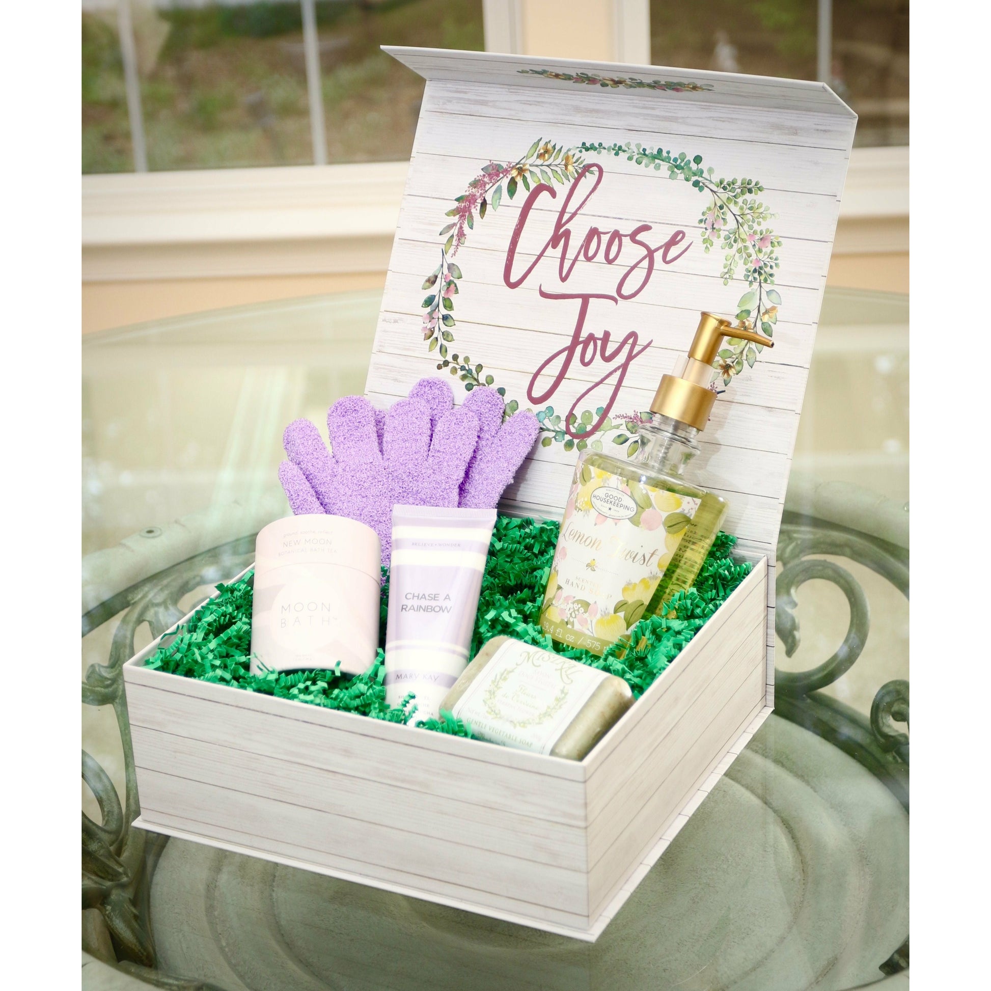 Custom Pamper Me Gift Box - DJW Custom Baskets & Beyond