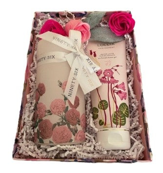 This MOMENT - LOLLIA Shower Gel & Candle Relation Gift Box - DJW Custom Baskets & Beyond